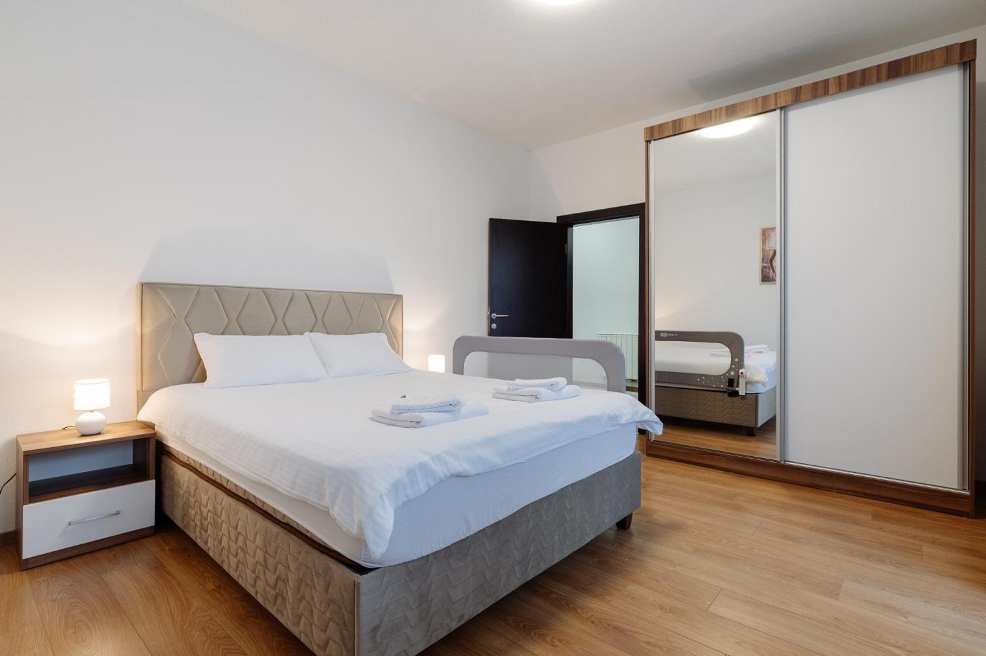 Apartman Square Trg Prijedor Eksteriør billede